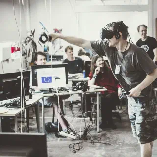 APT-VR-Jam-2017-075
