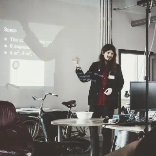 APT-VR-Jam-2017-007
